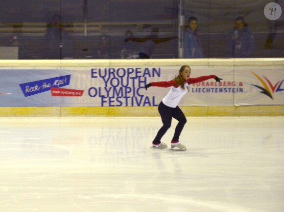 Exclusif - La princesse Alexandra de Hanovre, passionnée de patinage artistique et scolarisée en sport études, à l'entraînement lundi 26 janvier 2015 lors du Festival olympique de la jeunesse européenne (FOJE) d'hiver 2015 à Dornbirn, en Autriche.