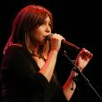Exclusif - La chanteuse Leslie au concert de charité pour les enfants de l'hôpital Ambroise Paré de Boulogne-Billancourt, au Carré Bellefeuille, le 4 décembre 2013.