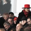Salma Hayek lors du match entre le PSG et Rennes au Parc des Princes à Paris le 30 Janvier 2015 au côté de son époux François-Henri Pinault