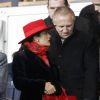 Salma Hayek lors du match entre le PSG et Rennes au Parc des Princes à Paris le 30 Janvier 2015 au côté de son époux François-Henri Pinault