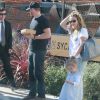 Exclusif - Drew Barrymore, son mari Will Koppleman et leur fille Olive quittent le restaurant The Sycamore Kitchen à Los Angeles. Le 23 janvier 2015.
