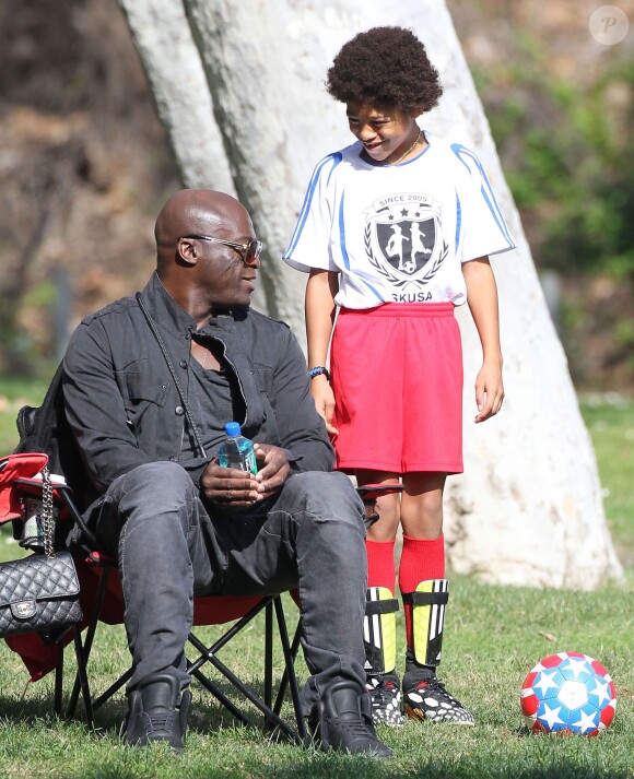 Seal assiste au match de football de ses enfants Leni, Henry et Johan à Los Angeles, le samedi 31 Janvier 2015