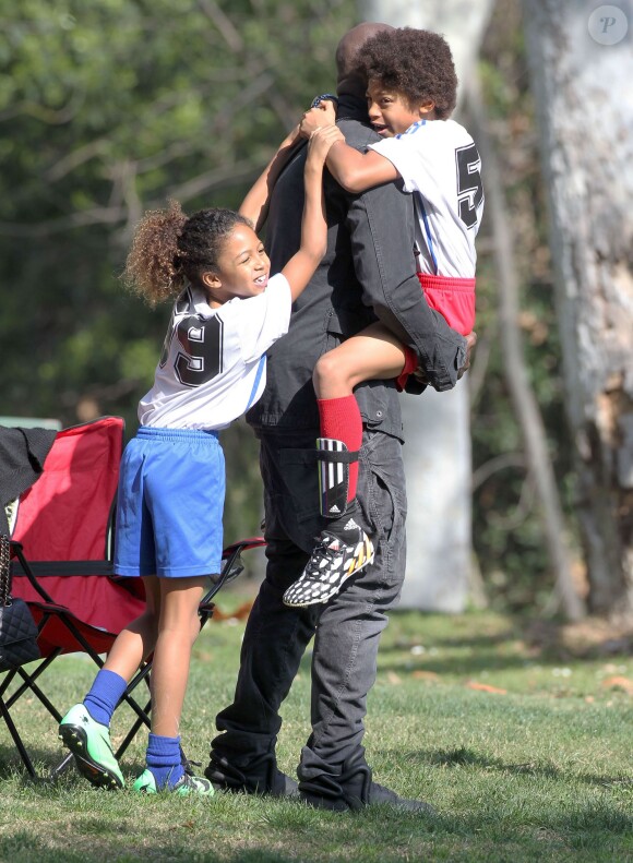 Seal assiste au match de football de ses enfants Leni, Henry et Johan à Los Angeles Le 31 Janvier 2015