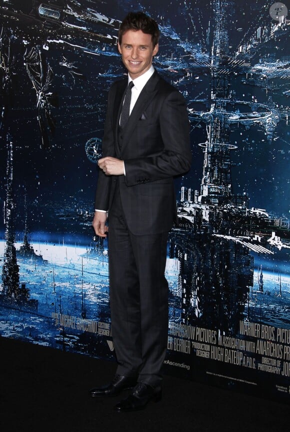 Eddie Redmayne à la première du film "Jupiter Ascending" à Hollywood, le 2 février 2015