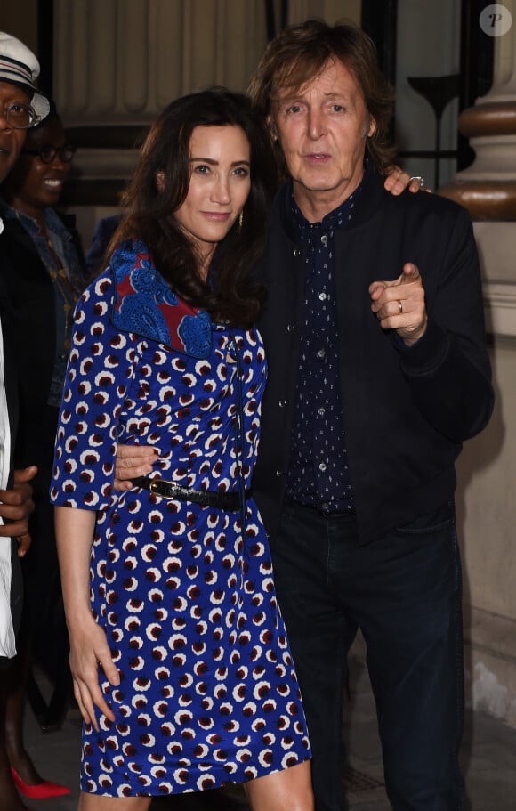Paul McCartney et sa femme Nancy Shevell au défilé Stella McCartney à Londres, le 14 septembre 2014.