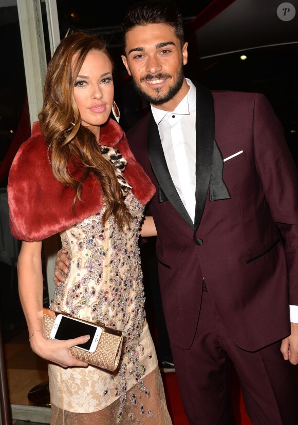 Julien Guirado et sa petite-amie Vanessa Lawrens - Cérémonie des "Lauriers TV Awards 2015" à la Cigale à Paris, le 6 janvier 2015.