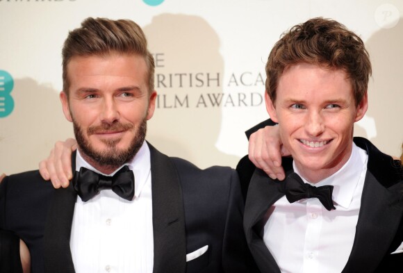 David Beckham et Eddie Redmayne - Pressroom lors de la cérémonie des British Academy Film Awards 2015 au Royal Opera House à Londres, le 8 février 2015. 