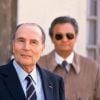 François Mitterrand et Roger Hanin en 1988 à Paris. 