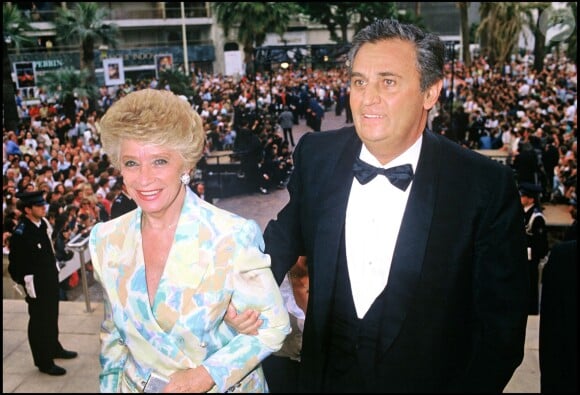 Roger Hanin et sa femme Christine Gouze-Renal en 1986 à Cannes. 
