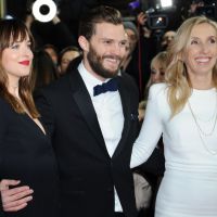 Dakota Johnson décolletée et Jamie Dornan sexy : Le duo enflamme la Berlinale