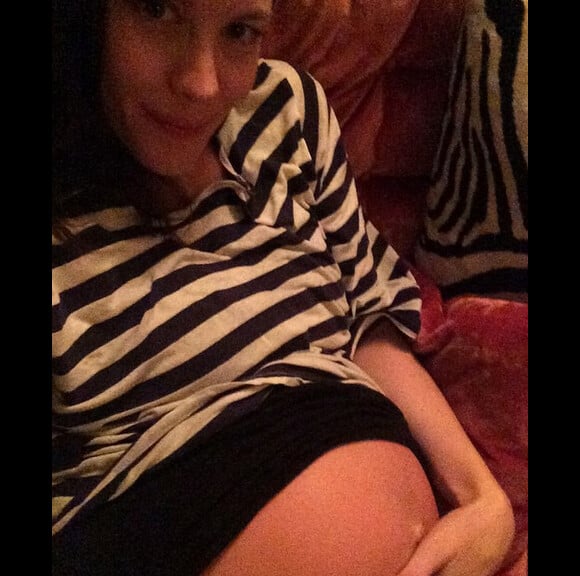 David Gardner postait le 9 février 2015, deux jours avant la naissance, une photo de Liv Tyler enceinte.