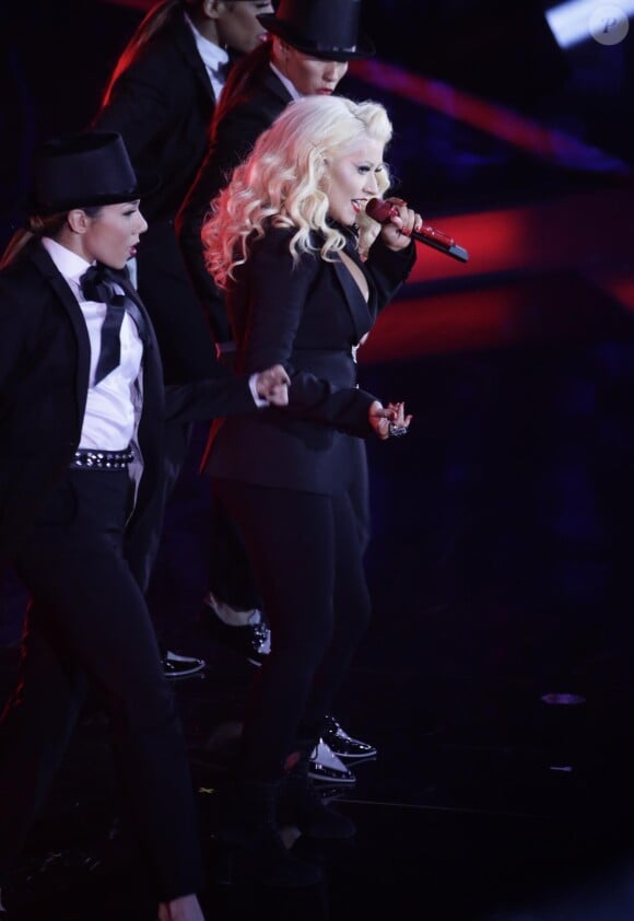 Christina Aguilera sur scène au Madison Square Garden de New York à l'occasion du All Star Game 2015, le 15 février 2015