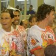  L'ex-tennisman br&eacute;silien Gustavo Kuerten, David Ferrer et Rafael Nadal s'&eacute;clatent au carnaval de Rio de Janeiro le 15 f&eacute;vrier 2015.&nbsp; 