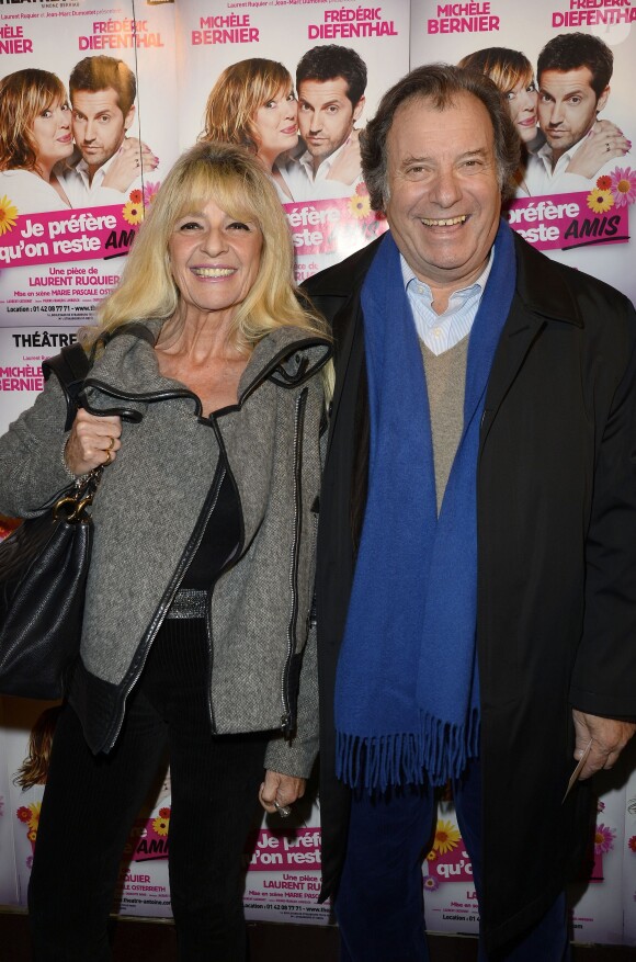 Daniel Russo et sa femme Lucie à la 150ème représentation de la pièce "Je préfère qu'on reste amis" au théâtre Antoine à Paris le 5 novembre 2014.