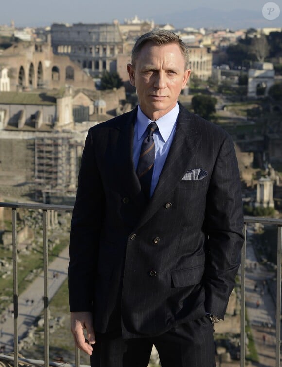 Daniel Craig prend la pose au photocall de Spectre, prochain James Bond, au Senatorial Palace, Piazza del Campidoglio à Rome, le 18 février 2015