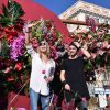 Tonya Kinzinger et Guillaume Foucault - Première bataille de fleurs sur la Promenade des Anglais lors du 131ème carnaval de Nice "Roi de la Musique", avec une partie des membres de "Danse avec les stars", le 18 février 2015. 