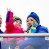 La princesse Victoria et sa fille la princesse Estelle de Suède assistent aux Championnats du monde de ski nordique de la FIS à Falun, le 19 février 2015.19/02/2015 - Falun