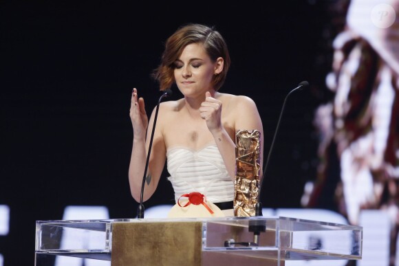 Kristen Stewart (césar de la meilleure actrice dans un second rôle pour le film "Sils Maria") - 40e cérémonie des César au théâtre du Châtelet à Paris, le 20 février 2015.