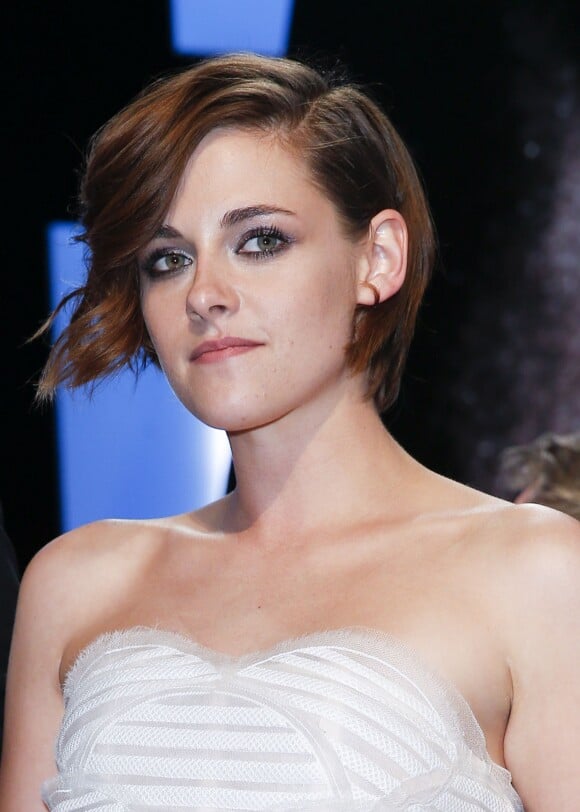 Kristen Stewart (César de la meilleure actrice dans un second rôle pour sa prestation dans Sils Maria) - 40e cérémonie des César au théâtre du Châtelet à Paris, le 20 février 2015.