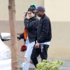 Semi-Exclusif - Kylie Jenner est allée acheter des Bagels sous la pluie avec un ami à Woodland Hills, le 2 décembre 2014  