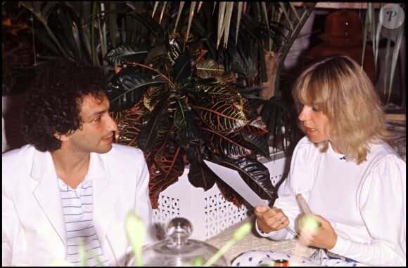Michel Berger et Frange Gall à la soirée blanche d'Eddie Barclay le 27 aout 1980.