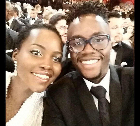 Lupita Nyong'o a ajouté une photo à son compte Instagram le soir de la cérémonie des Oscars le 23 février 2015