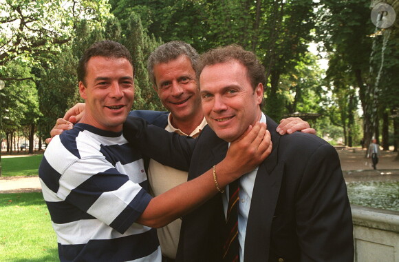 Conférence de presse de France 2 en 1996 à Paris avec Julien Lepers, Pascal Brunner et George Beller