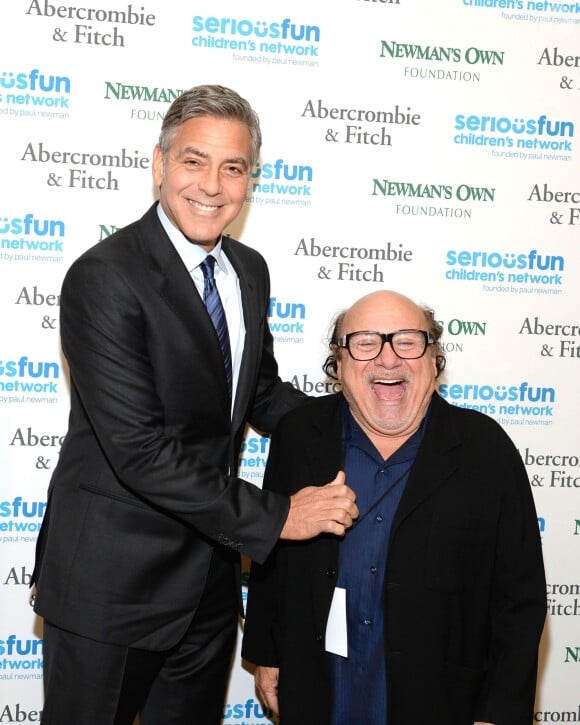 George Clooney, Danny DeVito - Soirée "SeriousFun Children's Network" pour rendre hommage à Paul Newman le 2 mars 2015