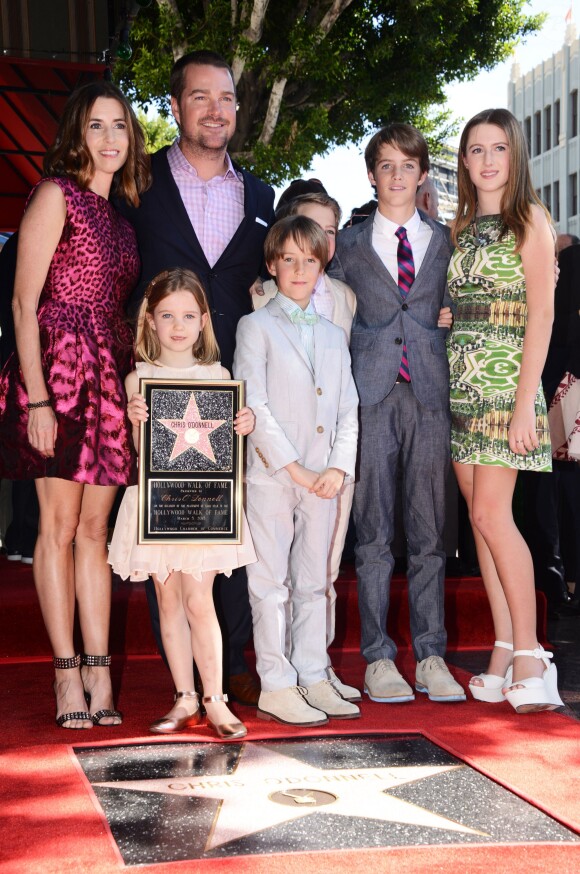 Chris O'Donnell avec sa femme Caroline Fentress et leurs cinq enfants - Chris O' Donnell reçoit une étoile sur le Walk of Fame à Hollywood - Los Angeles le 3 mars 2015