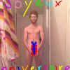 Geoffrey Bouin souhaite un joyeux anniversaire à Chloé de Friends Trip en posant entièrement nu, le 30 janvier 2015.