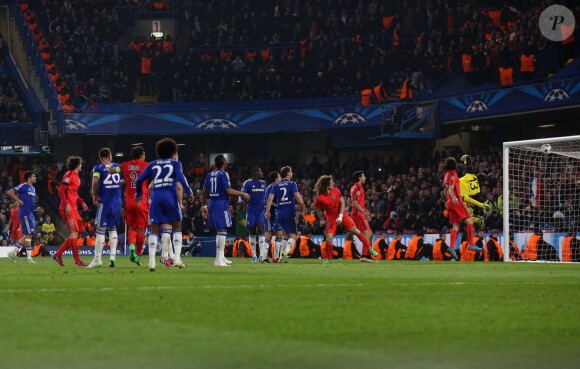 David Luiz, Javier Pastore, Edinson Cavani lors du match de Ligue des Champions entre Chelsea et le PSG à Stamford Bridge à Londres, le 11 mars 2015