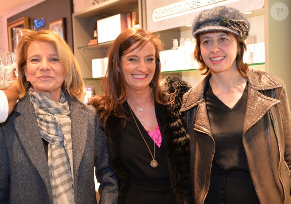 Nicole Garcia, Anne-Gaëlle Kerdranvat ( DG de la marque Kiehl's) et Valérie Bonneton - Soirée de réouverture de la boutique Kiehl's rue des Francs Bourgeois à Paris le 12 mars 2015