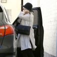  Exclusif - Ashlee Simpson enceinte et son mari Evan Ross font du shopping le jour de la Saint-Valentin &agrave; Beverly Hills, le 14 f&eacute;vrier 2015.  