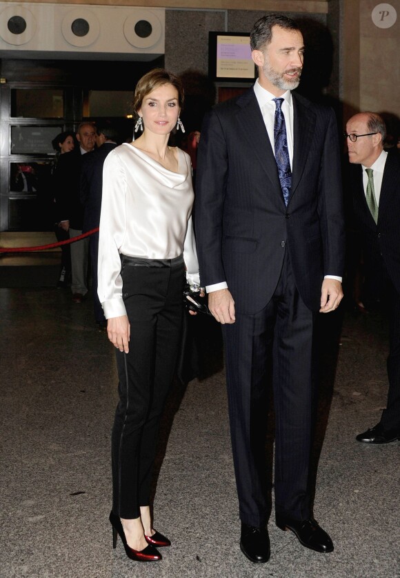La reine Letizia et le roi Felipe VI d'Espagne au Teatro Real, le 13 mars 2015 à Madrid, pour l'opéra El Publico.
