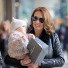 Tamara Ecclestone, Jay Rutland et leur fille Sophia dans les rues de Milan, le 9 mars 2015