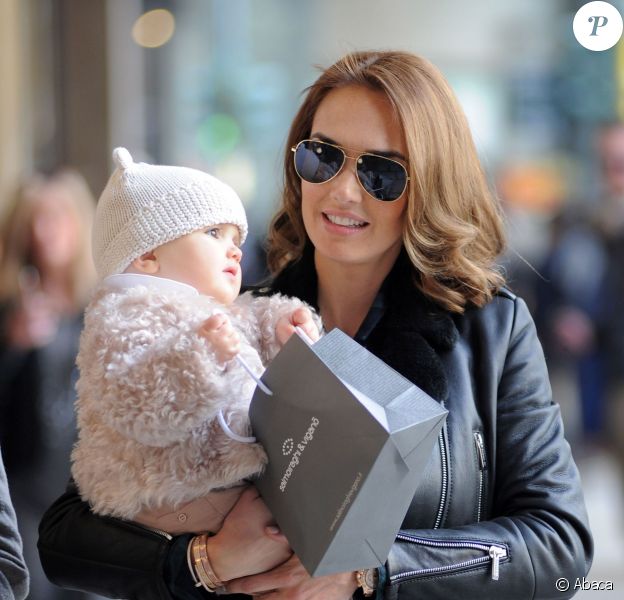 Tamara Ecclestone, Jay Rutland et leur fille Sophia dans les rues de Milan, le 9 mars 2015