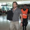Philippe Candeloro à l'aéroport de Buenos Aires le 13 mars 2015, quittant l'Argentine pour rentrer en France après le drame de Dropped.