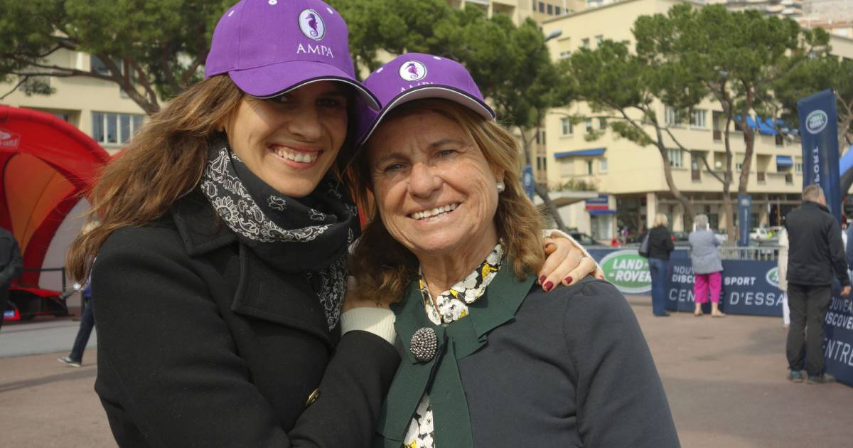 Catherine Pastor Et Alexandra Epouse Hallyday D Une Humeur De