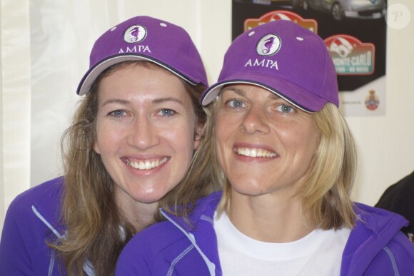 Exclusif - Laura Bouganne et Kate Williams mobilisées le 20 mars 2015 pour l'AMPA (Association Monégasque pour la recherche sur la maladie d'Alzheimer) à la veille de leur départ pour le 25e Rallye Aïcha des Gazelles