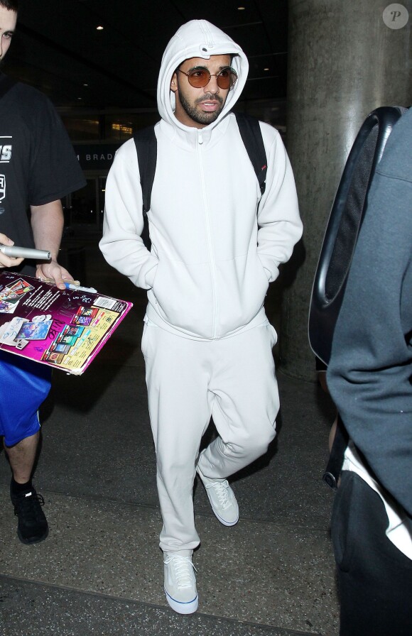 Drake à l'aéroport LAX de Los Angeles, le 19 mars 2015.