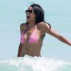 Claudia Jordan profite d'un après-midi ensoleillé sur une plage de Miami. Le 21 mars 2015.