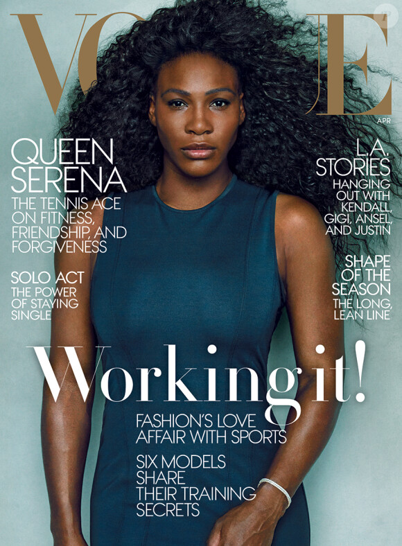 Serena Williams en couverture du numéro d'avril 2015 du magazine Vogue. Photo par Annie Leibovitz.
