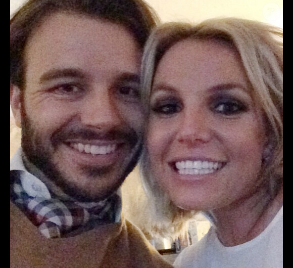 Britney Spears avec son amoureux Charlie Ebersol, sur Instagram le 9 novembre 2014
