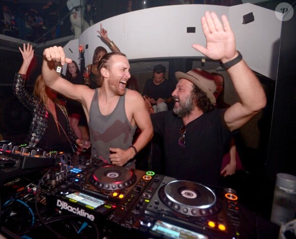 David Guetta et Mr. Brainwash au Liv. Miami, le 5 décembre 2014.