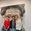 Exclusif - Le peintre Hom Nguyen entre Sid, la compagne de Smaïn, et son fils Rayanne - Vernissage du Paris Art Fair au Grand Palais à Paris, le 25 mars 2015.