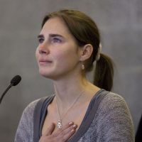 Amanda Knox acquittée de meurtre : Explosion de joie de sa famille