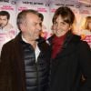 Philippe Torreton et sa femme Elsa Boublil à la 150ème représentation de la pièce "Je préfère qu'on reste amis" au théâtre Antoine à Paris le 5 novembre 2014.