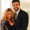 Shakira, enceinte, et Gerard Piqué lors des 100 ans de la marque Puig à Barcelone le 22 octobre 2014.