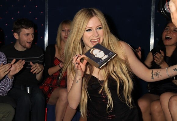Avril Lavigne fete la sortie de son nouvel album a New York, le 5 novembre 2013.