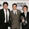 Charlie Sheen, Angus Jones et Jon Cryer lors des People Choice Awards 2009